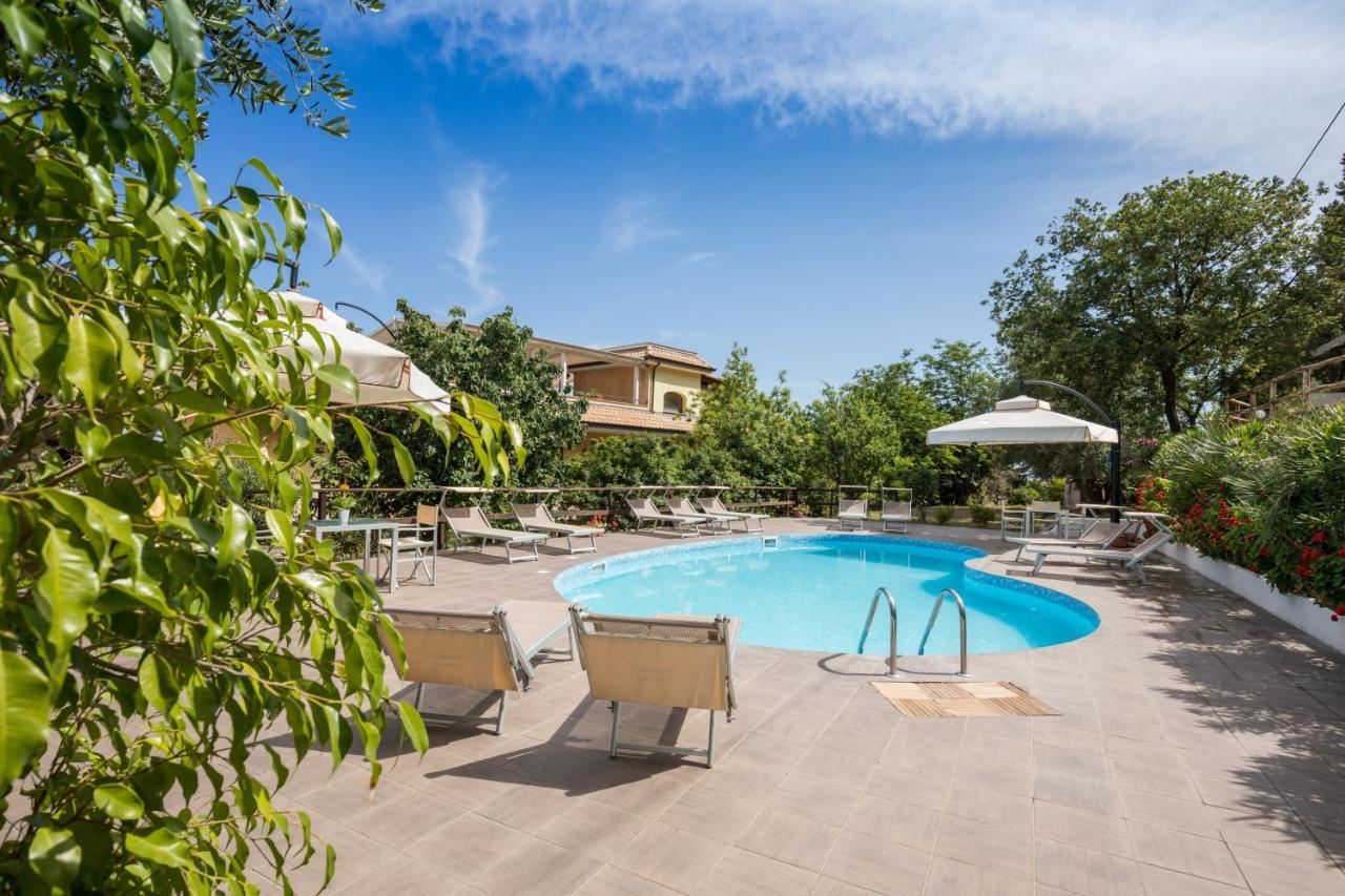 Hotel Cannamele Resort Parghelia Bagian luar foto