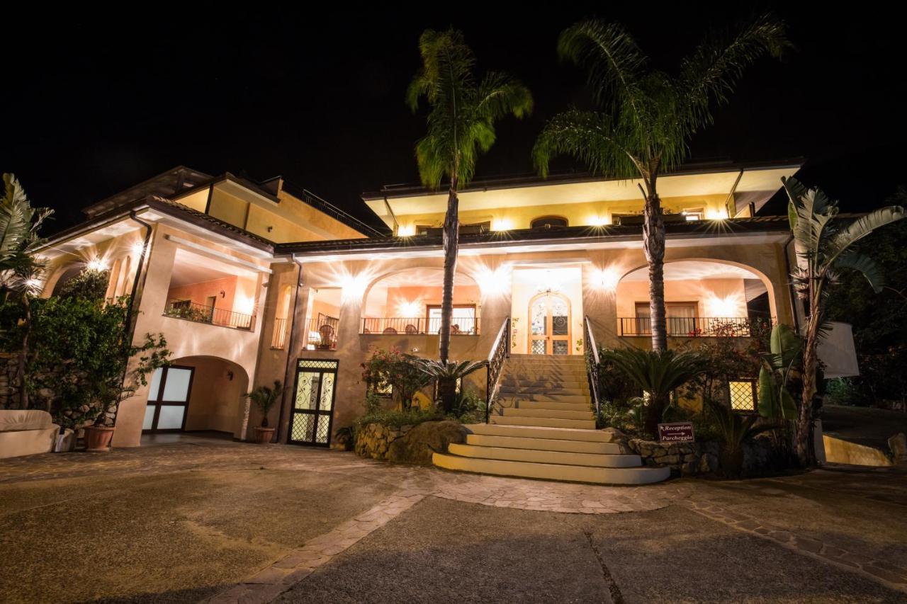 Hotel Cannamele Resort Parghelia Bagian luar foto