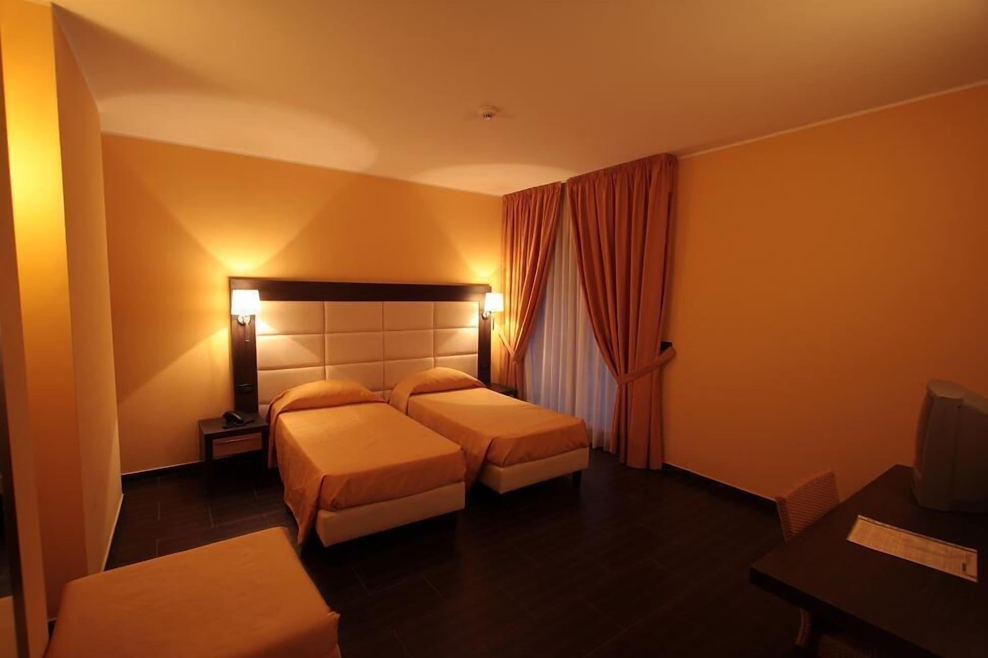 Hotel Cannamele Resort Parghelia Bagian luar foto