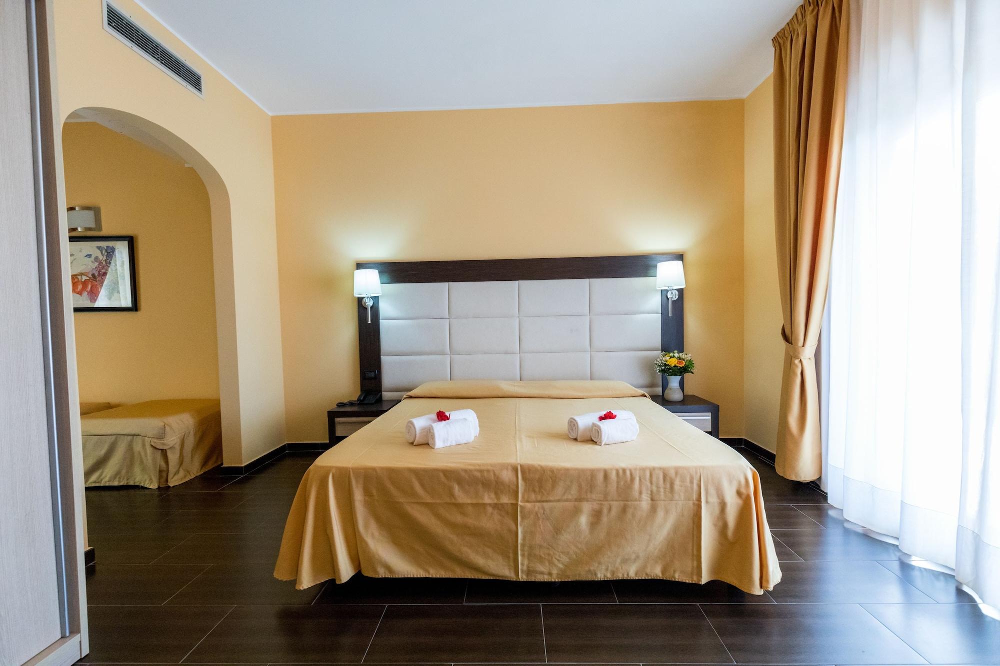 Hotel Cannamele Resort Parghelia Bagian luar foto
