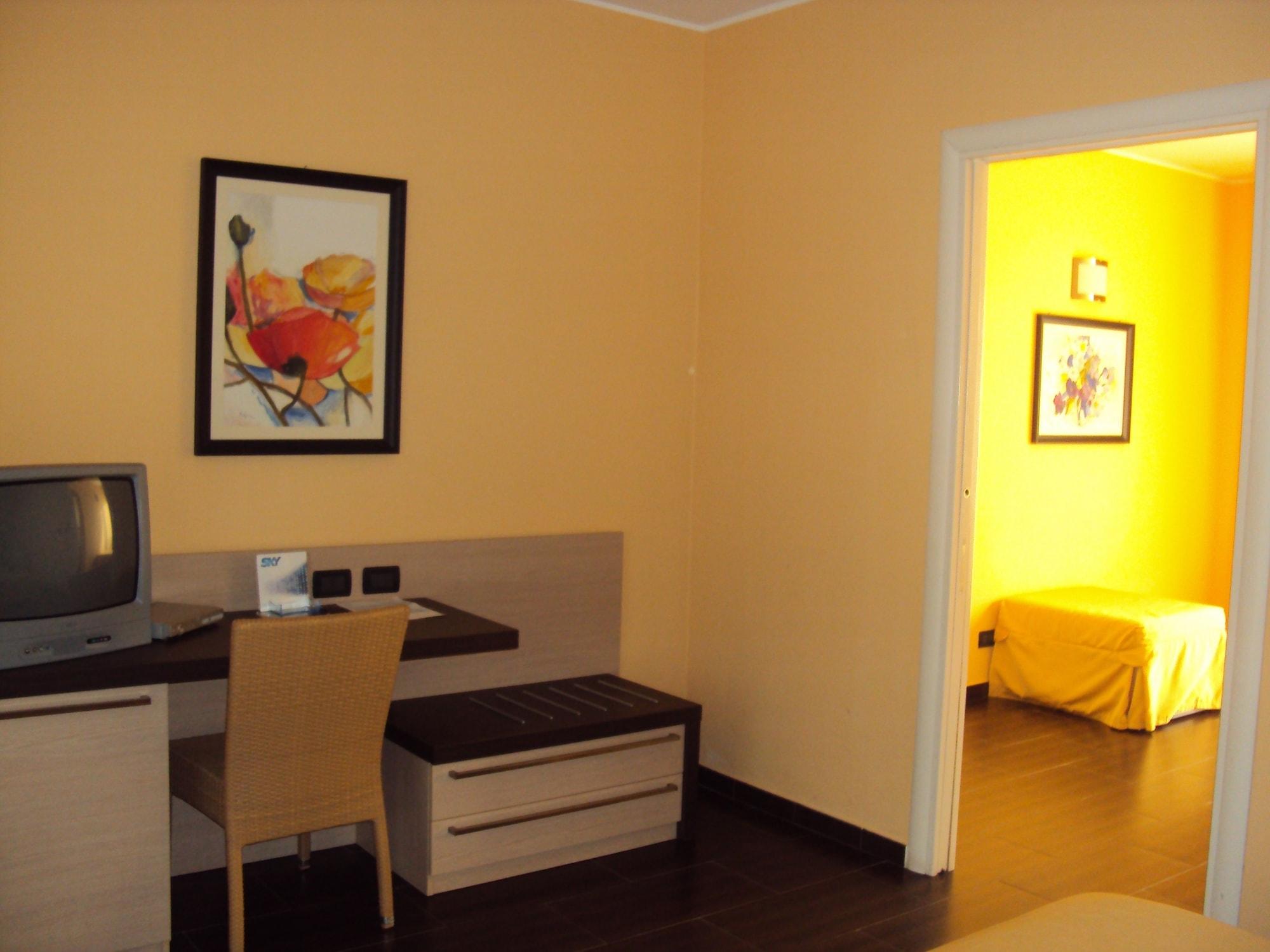 Hotel Cannamele Resort Parghelia Bagian luar foto