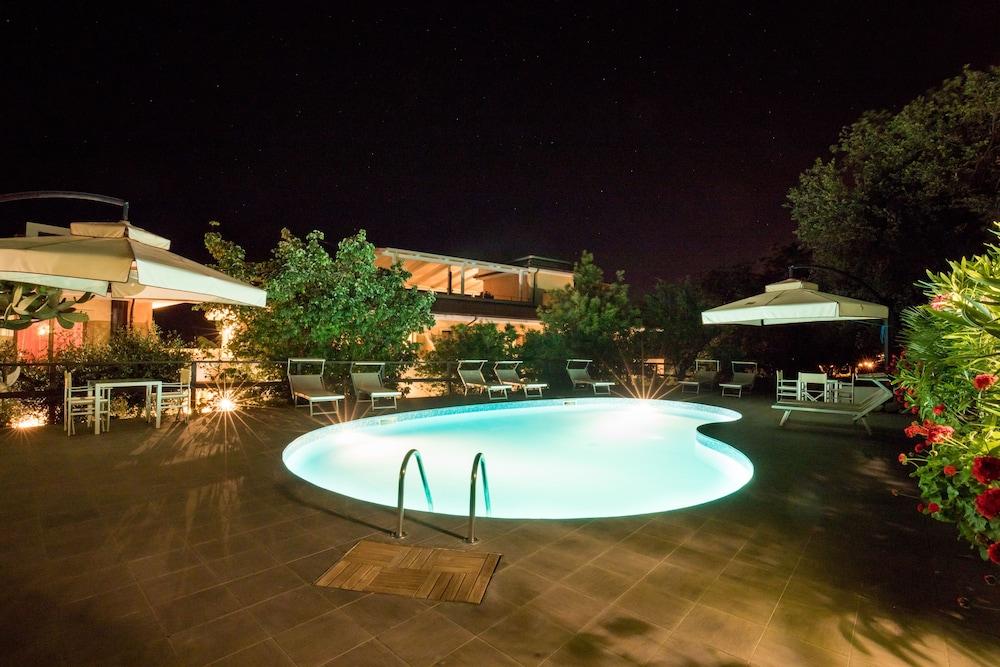Hotel Cannamele Resort Parghelia Bagian luar foto