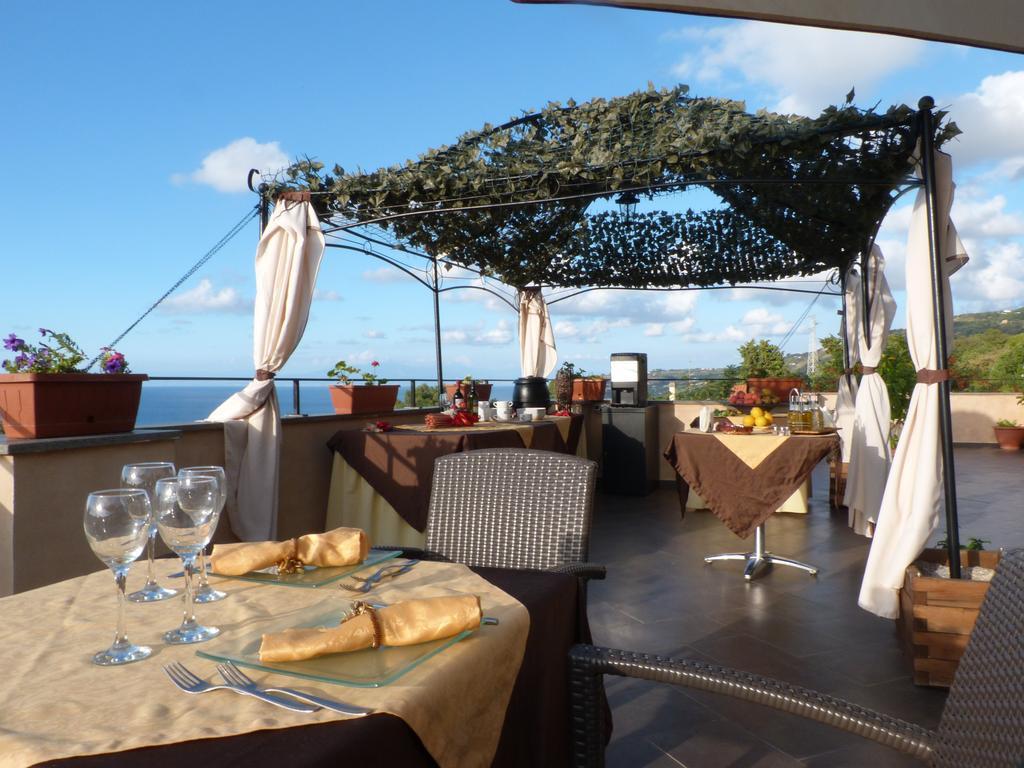 Hotel Cannamele Resort Parghelia Bagian luar foto